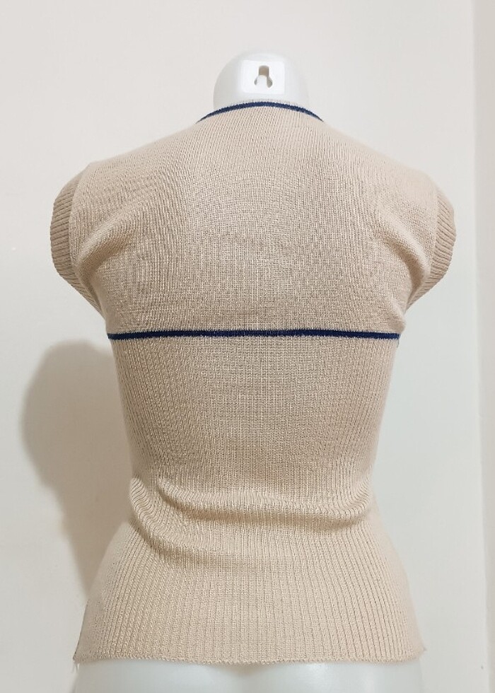 Y2K Bej Süveter - Görsel 2