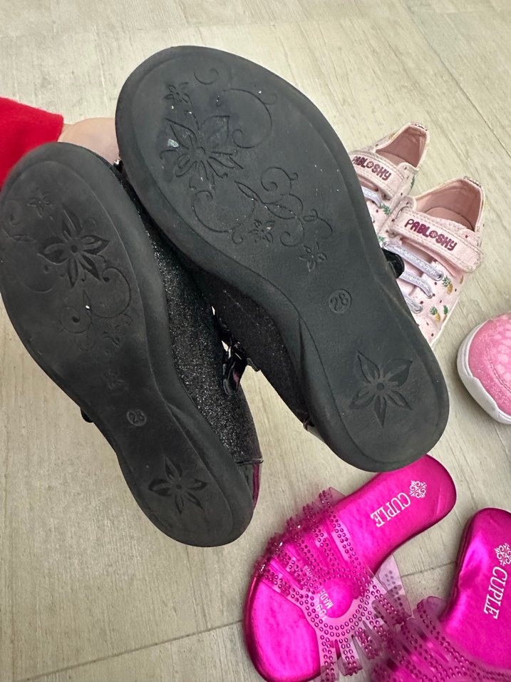 Kız Çocuk Siyah Parlak Kemerli Babet - Görsel 2