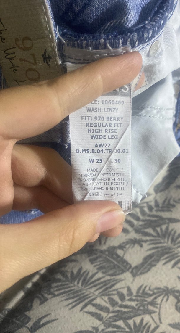 Kadın Mavi Geniş Kesim Midi Jean 32 bedene tekabül eder - Görsel 5