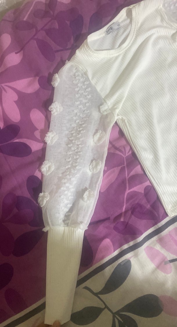 Dantel Detaylı Beyaz Uzun Kollu Bluz - Görsel 3