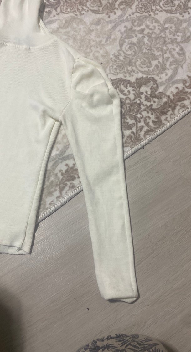 Beyaz Boğazlı Triko Kadın Kazak - Görsel 2