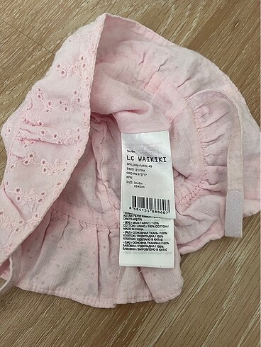 LC Waikiki bebek bez şapka