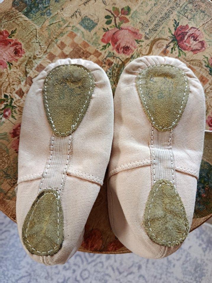 Bej Süet Kız Çocuk Bale Ayakkabısı - Görsel 3