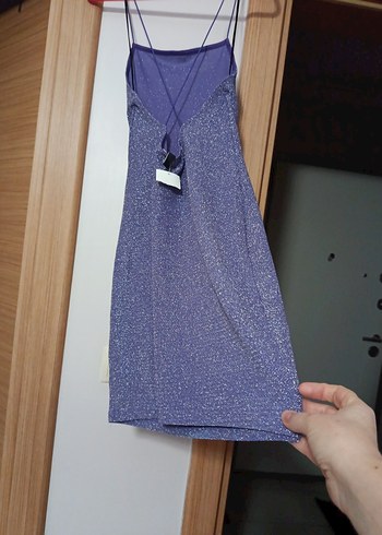 İnce Askılı Parlak Midi Elbise - Görsel 3