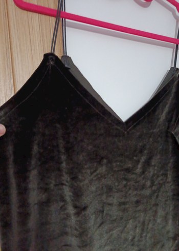 Siyah V Yaka Salaş Kadın Atlet - Görsel 3