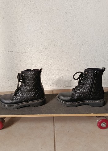 Kız çocuk siyah bot - Görsel 6
