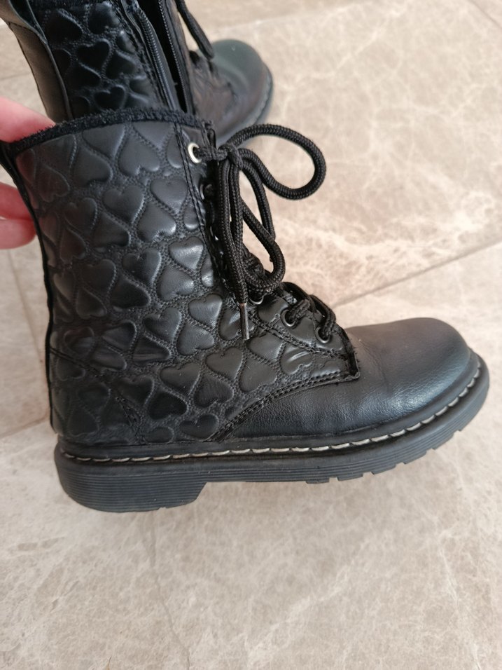 Kız çocuk siyah bot - Görsel 2