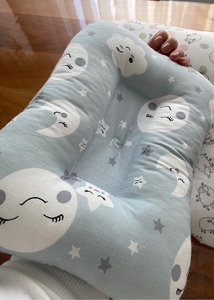Emzirme Yastığı ve Hediye Kol Destek Yastığı - Görsel 5