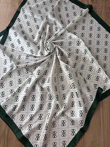 Guess Guess eşarp
