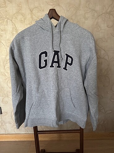GAP HOODIE