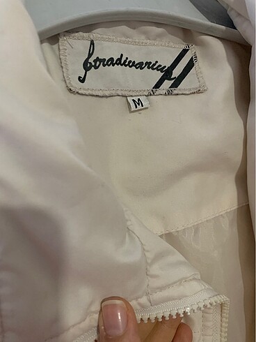 m Beden beyaz Renk Stradivarius ceket mont