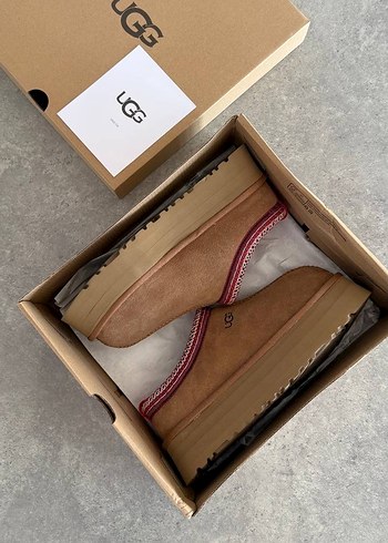 UGG Kadın Süet Kahverengi Yumuşak Terlik - Görsel 3