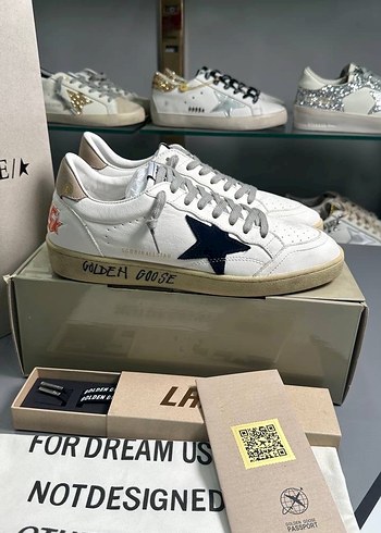 Golden Goose Deluxe 42