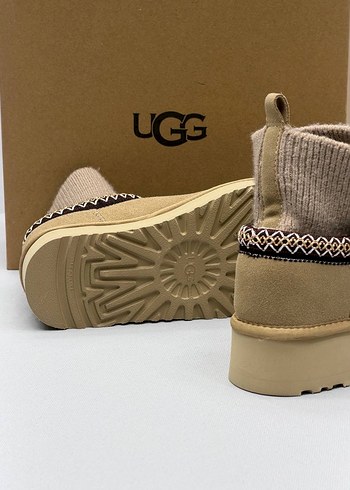 UGG Bej Örgü Yünlü Platform Topuklu Terlik - Görsel 4