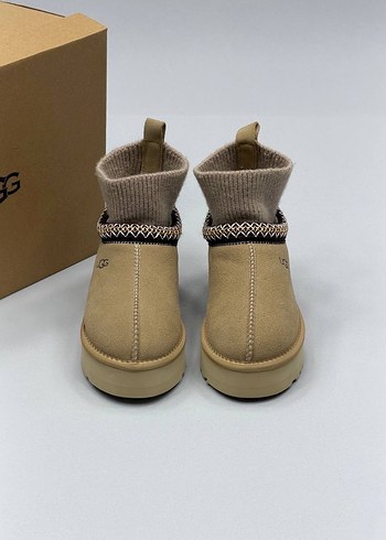 UGG Bej Örgü Yünlü Platform Topuklu Terlik - Görsel 2