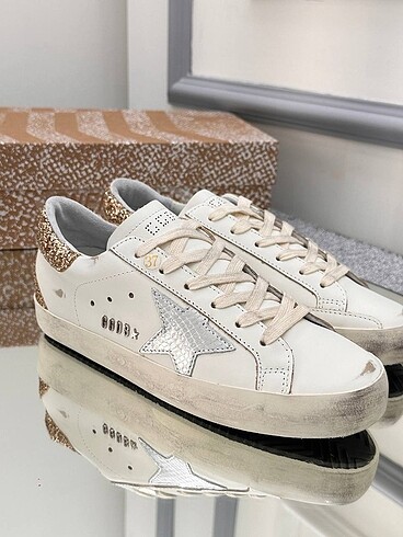 Golden Goose