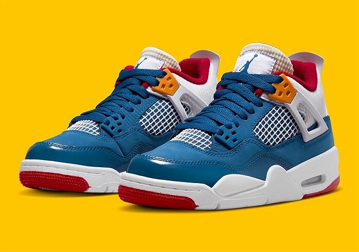 Air Jordan 4 