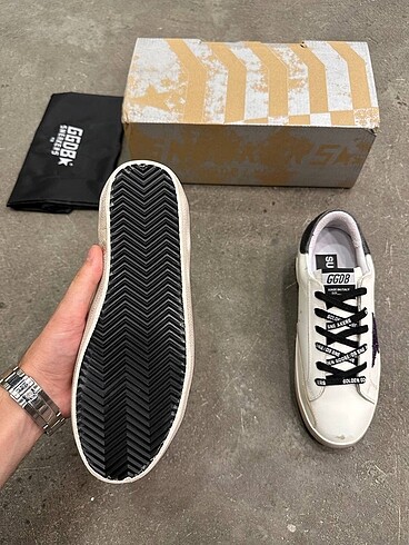 40 Beden çeşitli Renk GOLDEN GOOSE DELUXE
