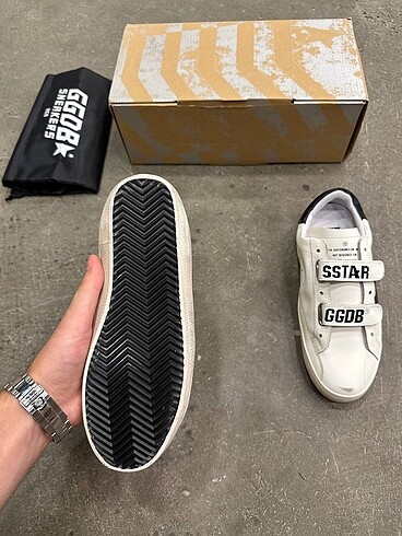 39 Beden GOLDEN GOOSE DELUXE