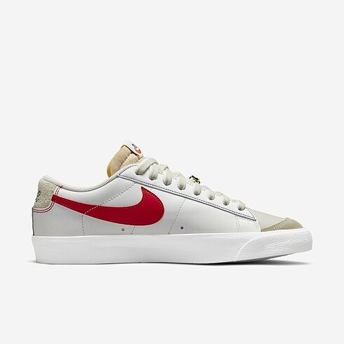 36 Beden Nike Blazer Low 77 PRM Casual Shoes Light Bone/Summit White -