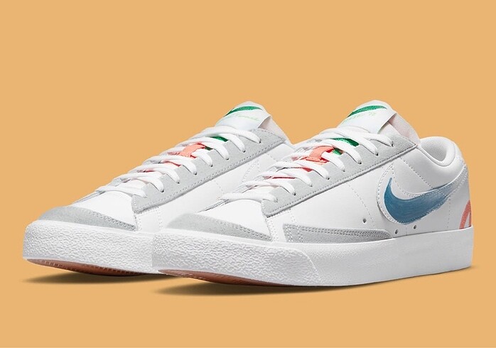Mayumi Yamase x Nike Blazer Low Flyleather -