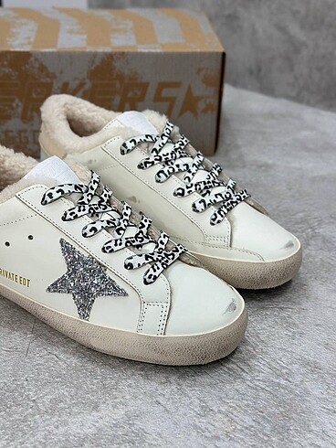 38 Beden çeşitli Renk GOLDEN GOOSE