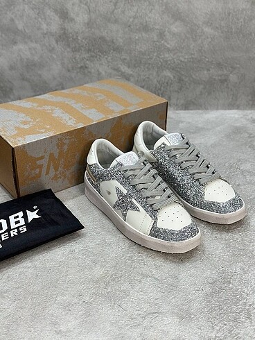 Golden Goose Deluxe GOLDEN GOOSE