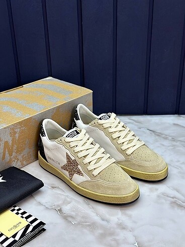 GOLDEN GOOSE BALLSTAR