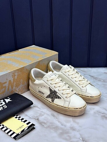 Golden Goose Deluxe GOLDEN GOOSE