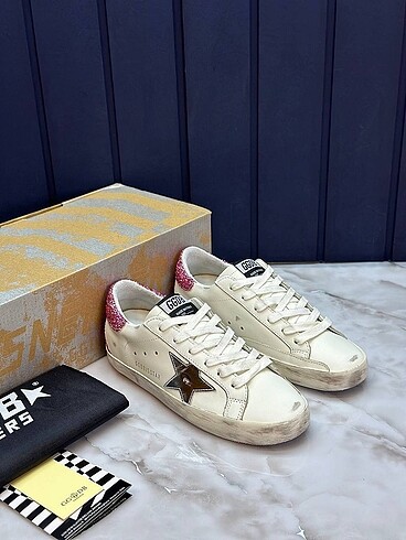 Golden Goose Deluxe GOLDEN GOOSE