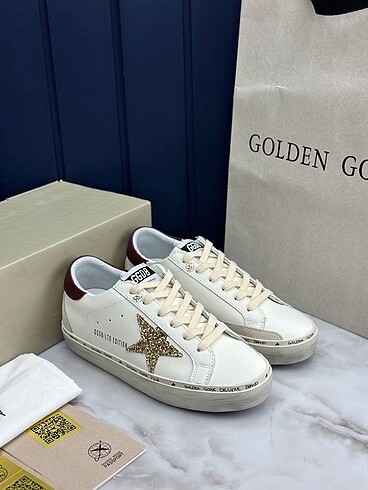 Golden Goose Deluxe GOLDEN GOOSE