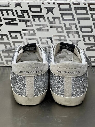 38 Beden GOLDEN GOOSE