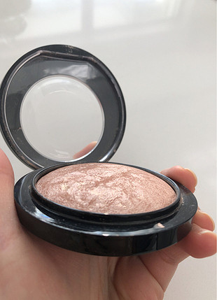 MAC Mac soft amd gentle aydinlatici pudra