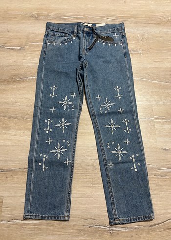 Mango İşlemeli Straight Jean