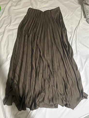 Massimo Dutti PILILI A KESIM UZUN ETEK kodu REF. 5210/630
