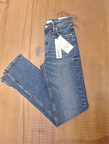 Zara Zara Jean
