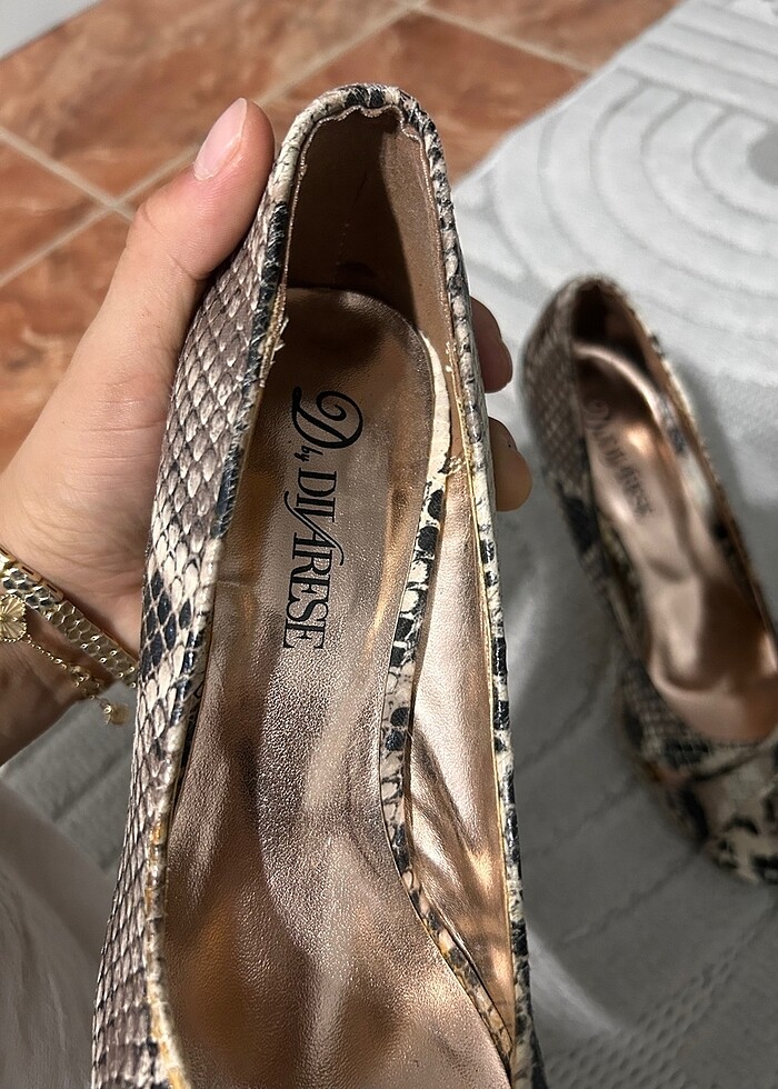 Yılan Derisi Desenli Platform - Görsel 3