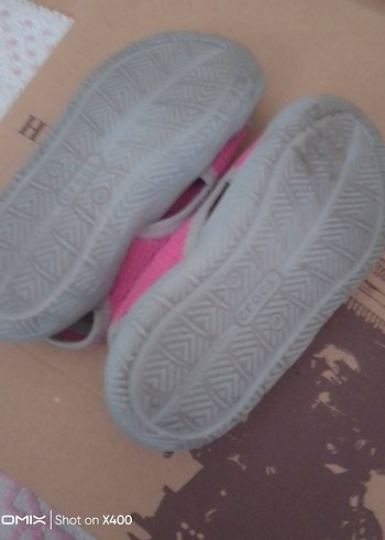 25 Beden Crocs kız çocuk Pembe Cırtcırtlı Terlik