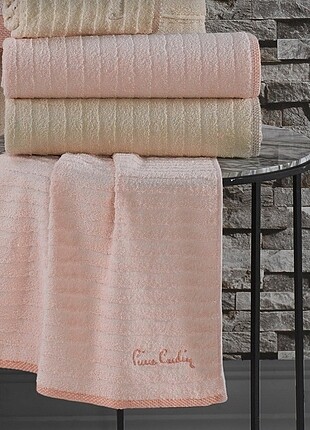 PIERRE CARDİN BANYO HAVLUSU