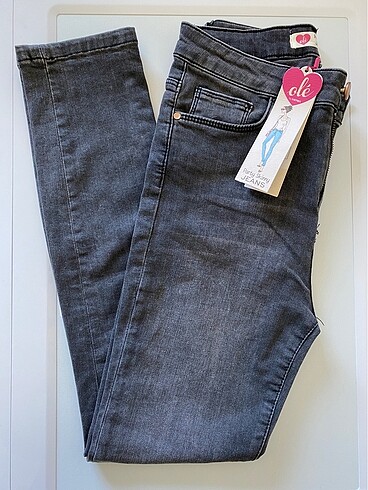 28 Beden Koton Yüksek Bel Siyah Pantalon