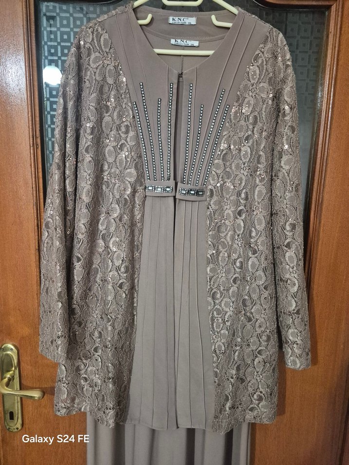 Bej Uzun Kollu Drapeli Kadın Elbise - Görsel 3