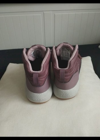 Decathlon marka kız çocuk botu - Görsel 3