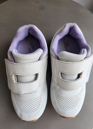 25 Beden beyaz Renk Skechers kiz bebek spor ayakkabi