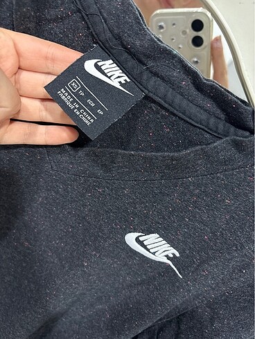 Nike tshirt