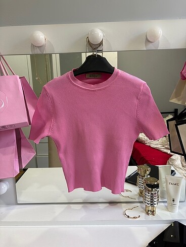 pembe crop bluz