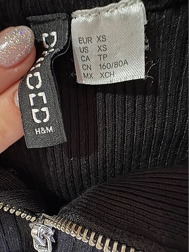 H&M crop bluz