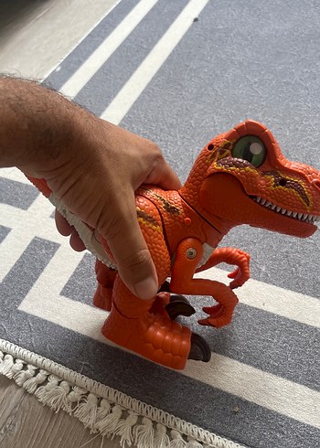 Beden Renkli Kahverengi Dinozor Figürü