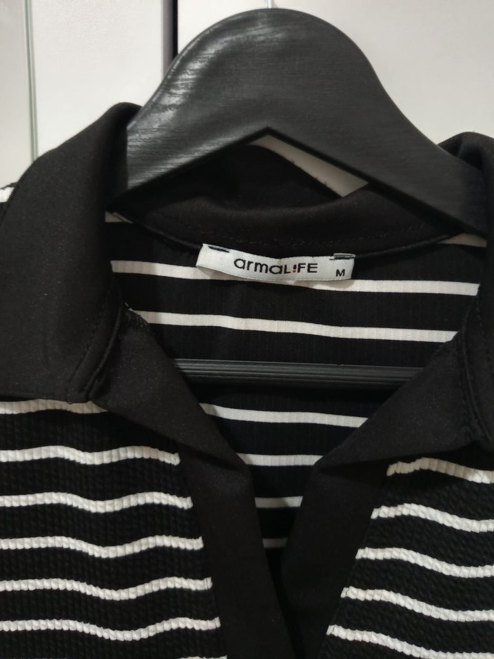 Düğmeli Siyah Çizgili Mini Elbise - Görsel 2