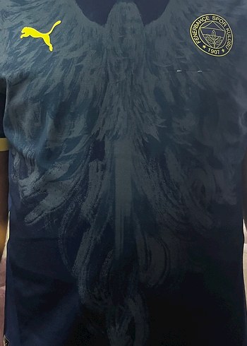 Fenerbahçe Puma Koyu Lacivert Kanatli Futbol Formasi