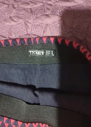 Kırmızı Desenli Midi Büzgülü Kadın Etek - Görsel 3